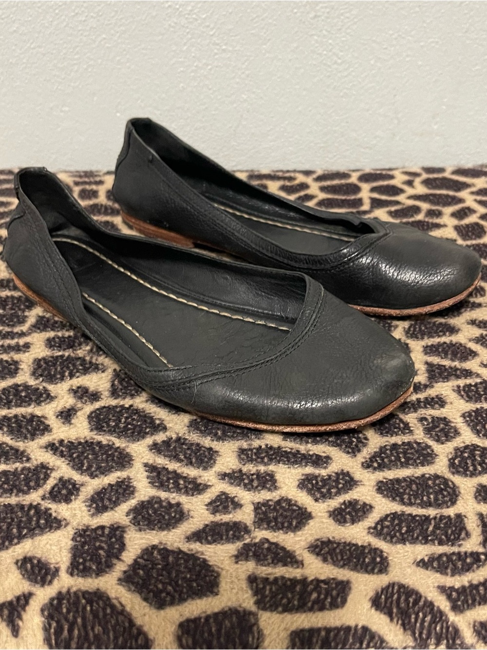 Frye Carson Slip On Ballet Flats Black Leather Casual Womens 8